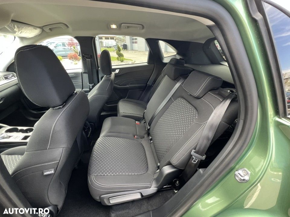 Ford Kuga 2.5 Duratec FWD PHEV Titanium - 29