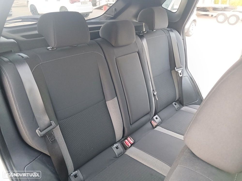 Nissan Qashqai 1.5 dCi Acenta C/Barras de Tejadilho DCT - 10