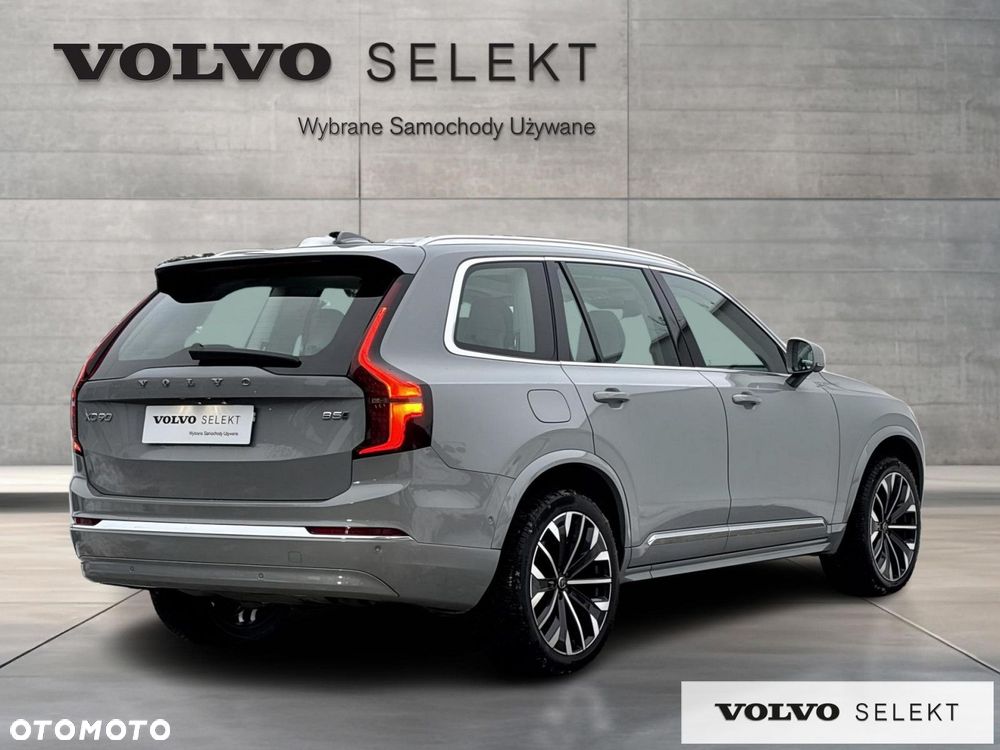Volvo XC 90 - 8