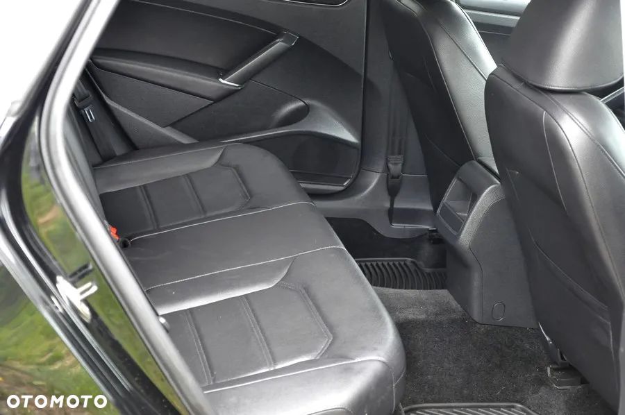 Volkswagen Passat 1.8 TSI BMT Highline DSG - 26