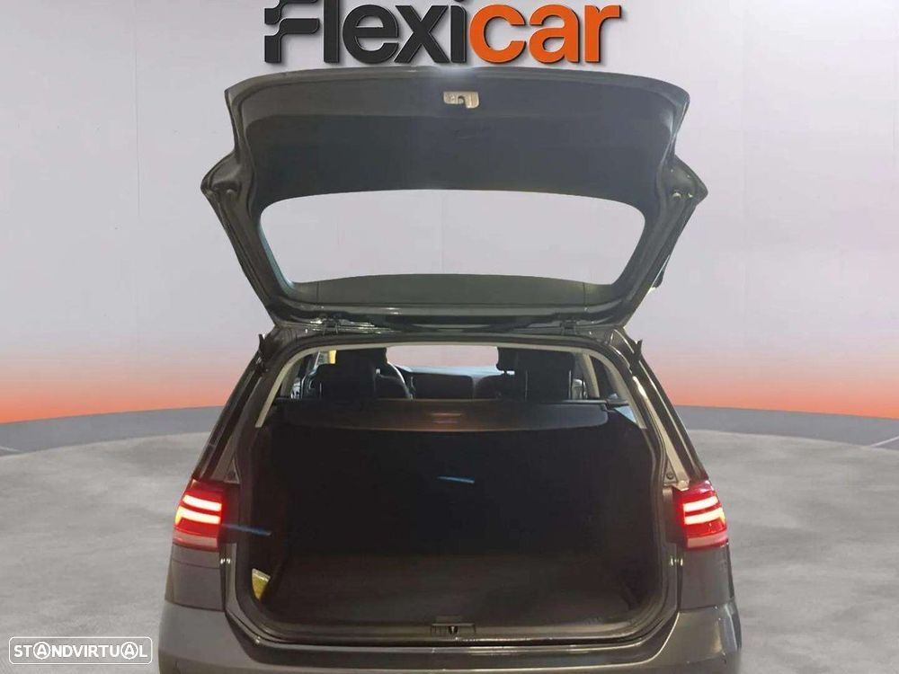 VW Golf Variant 1.6 TDi Confortline - 18