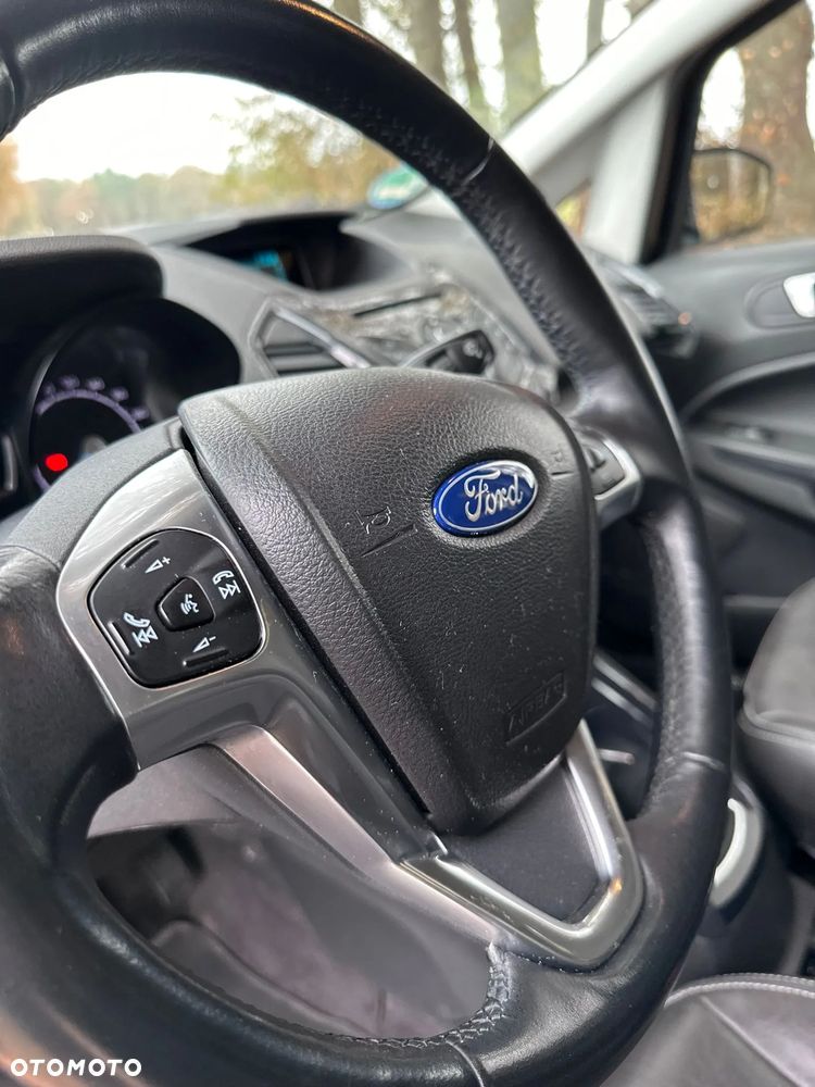 Ford EcoSport - 21