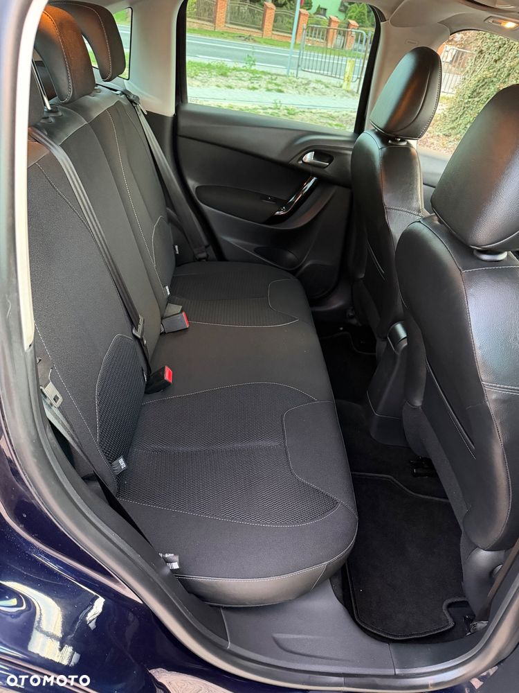 Citroën C3 Pure Tech (VTi) 82 Exclusive - 12