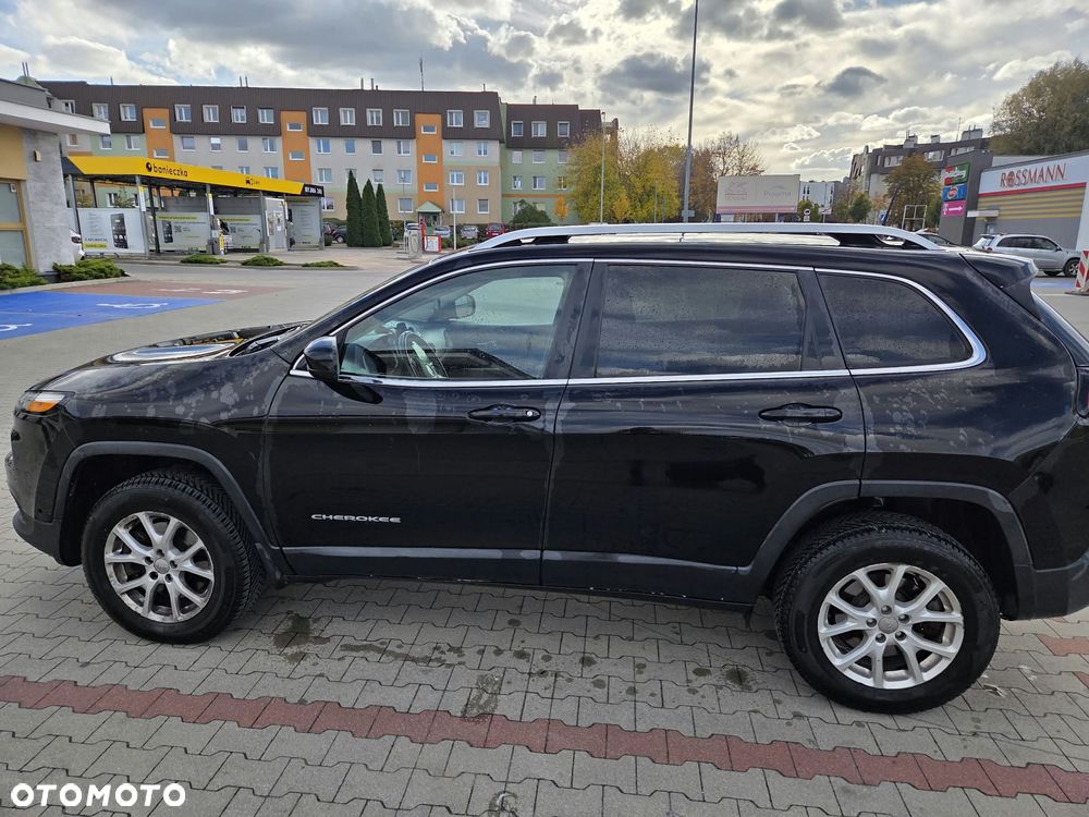 Jeep Cherokee 2017 photo 2