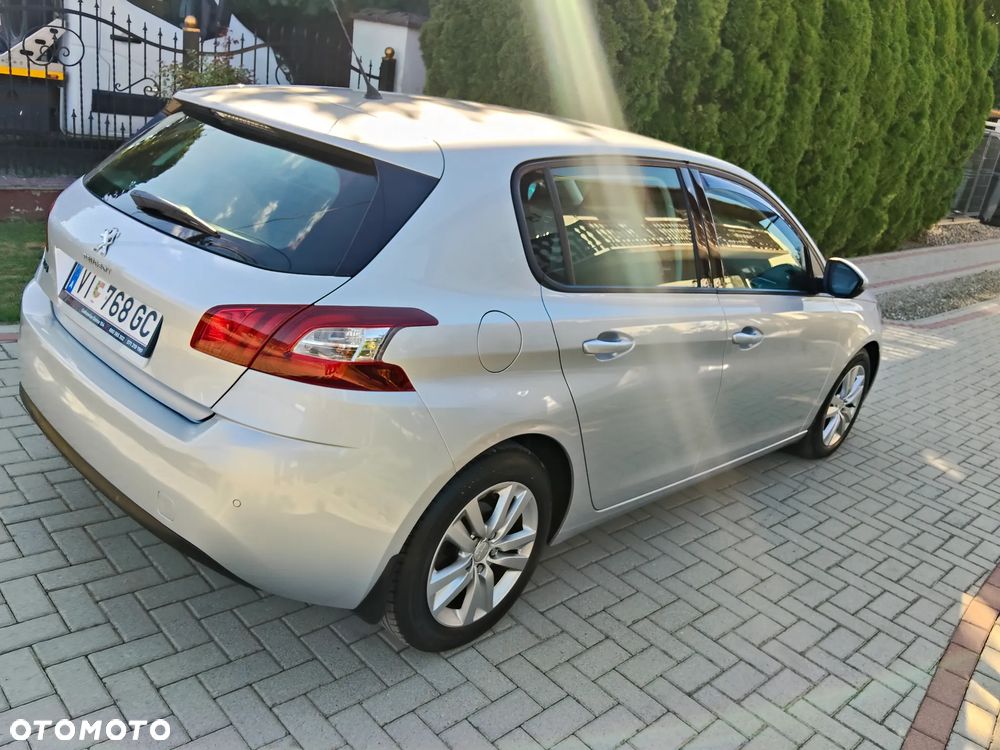 Peugeot 308 HDi FAP 92 Active - 12