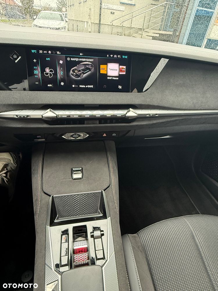 DS Automobiles DS 4 1.6 E-Tense Performance Line + - 38