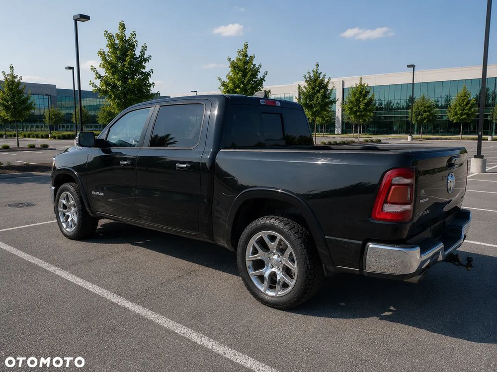 RAM 1500 5.7 Crew Cab Laramie - 6