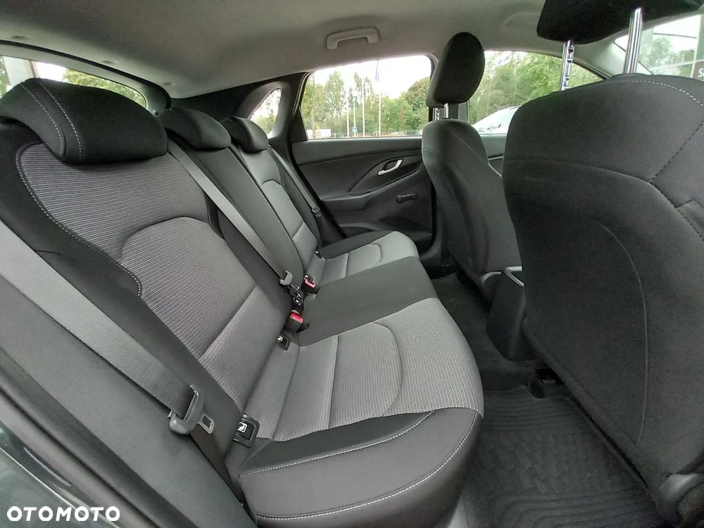 Hyundai i30 1.5 DPI Pure - 15