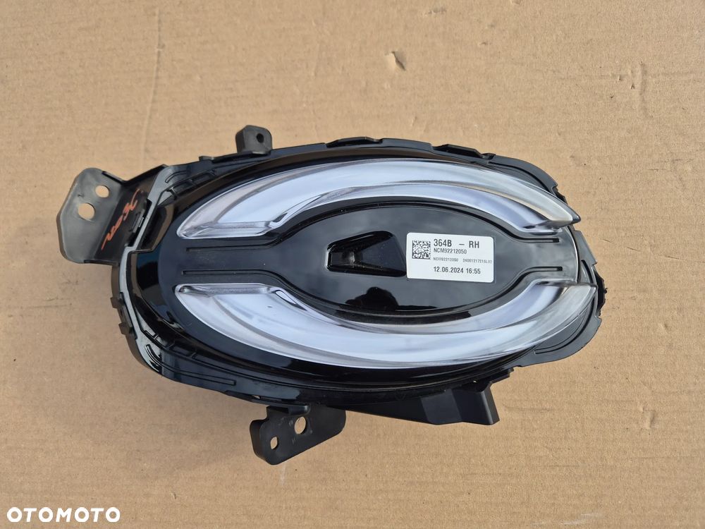 Fiat 600 DRL prawy.LED .OE.Lampa dzienna.600e - 1