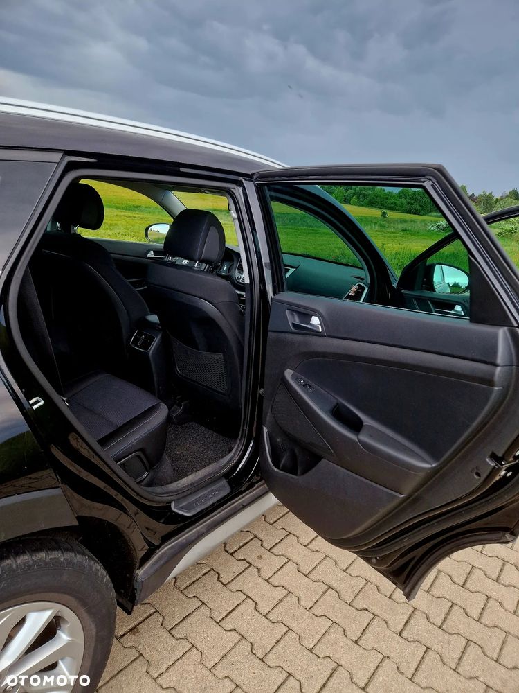 Hyundai Tucson 1.6 GDI BlueDrive Classic 2WD - 19
