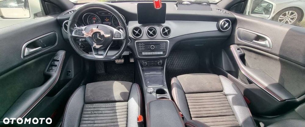Mercedes-Benz CLA - 7