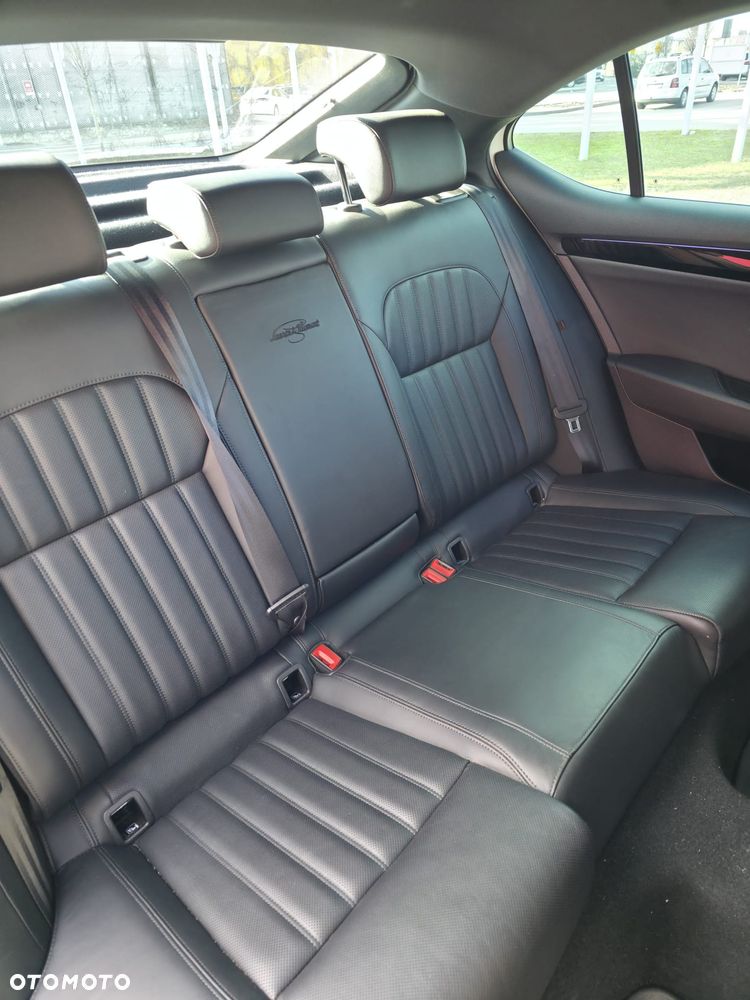 Skoda Superb 2.0 TSI 4x4 L&K DSG - 19