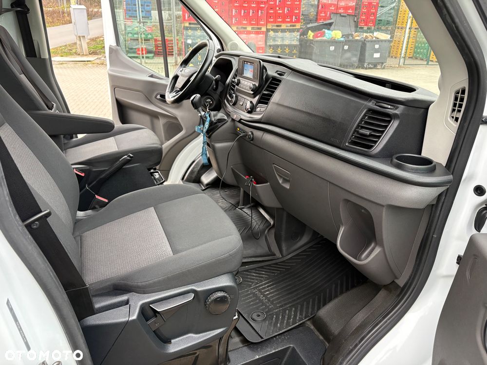 Ford Transit - 19