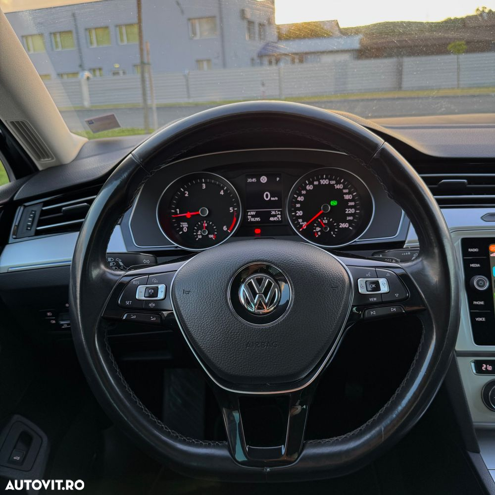 Volkswagen Passat Variant 2.0 TDI DSG Highline - 21