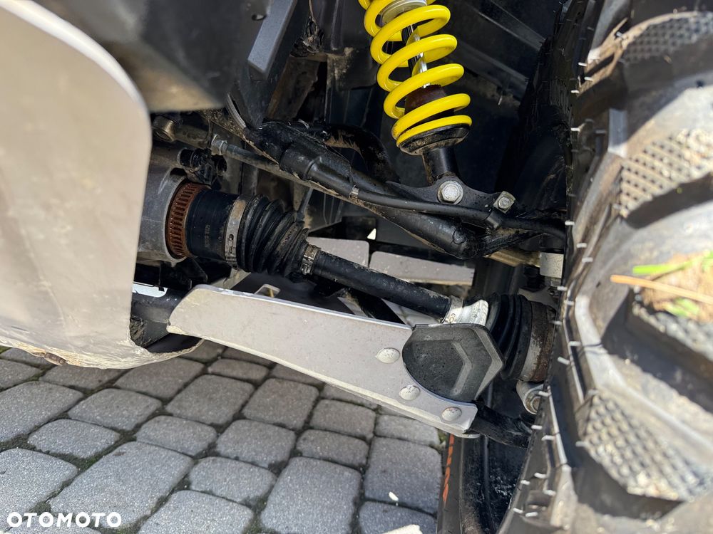 Can-Am Outlander Max - 22