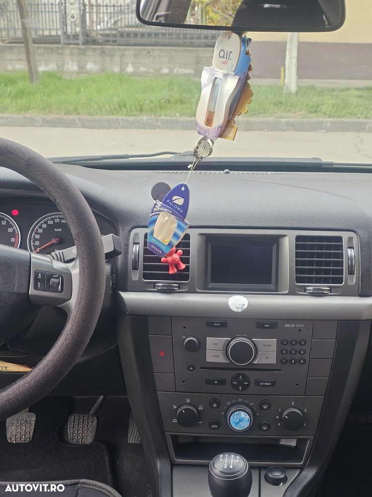 Opel Vectra Standard - 3