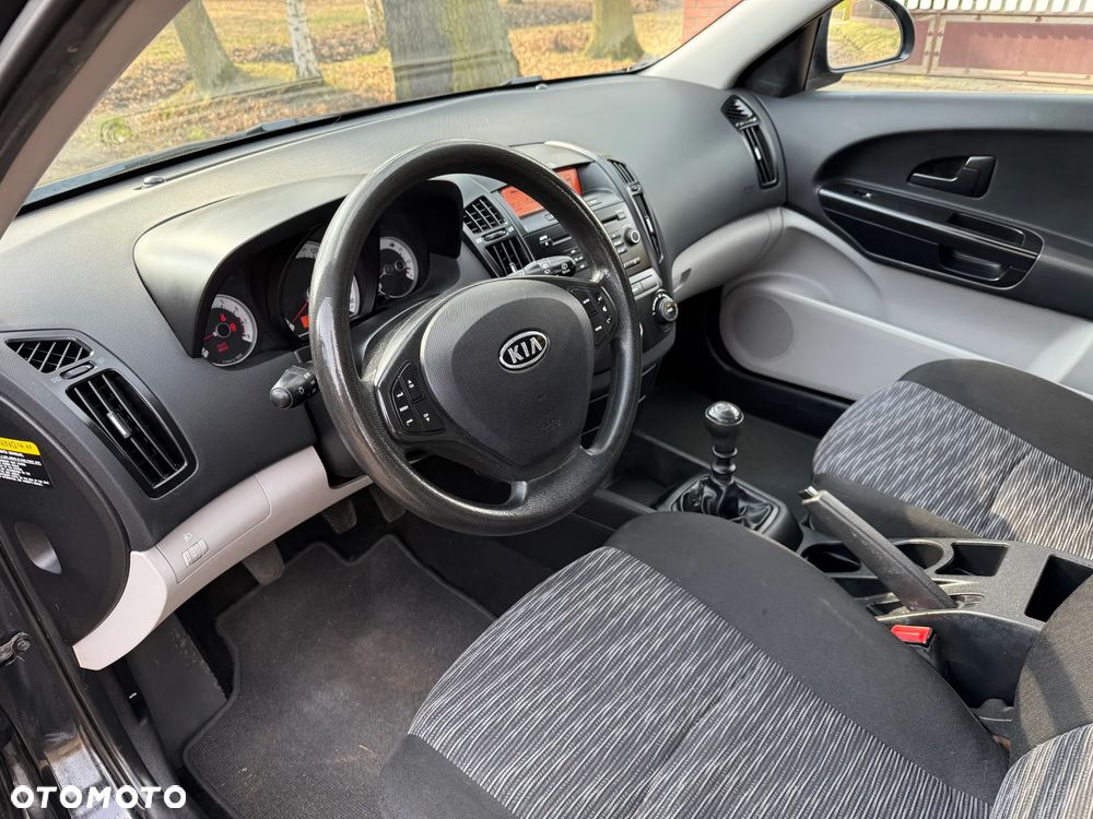 Kia Ceed 1.4 CVVT LX - 13