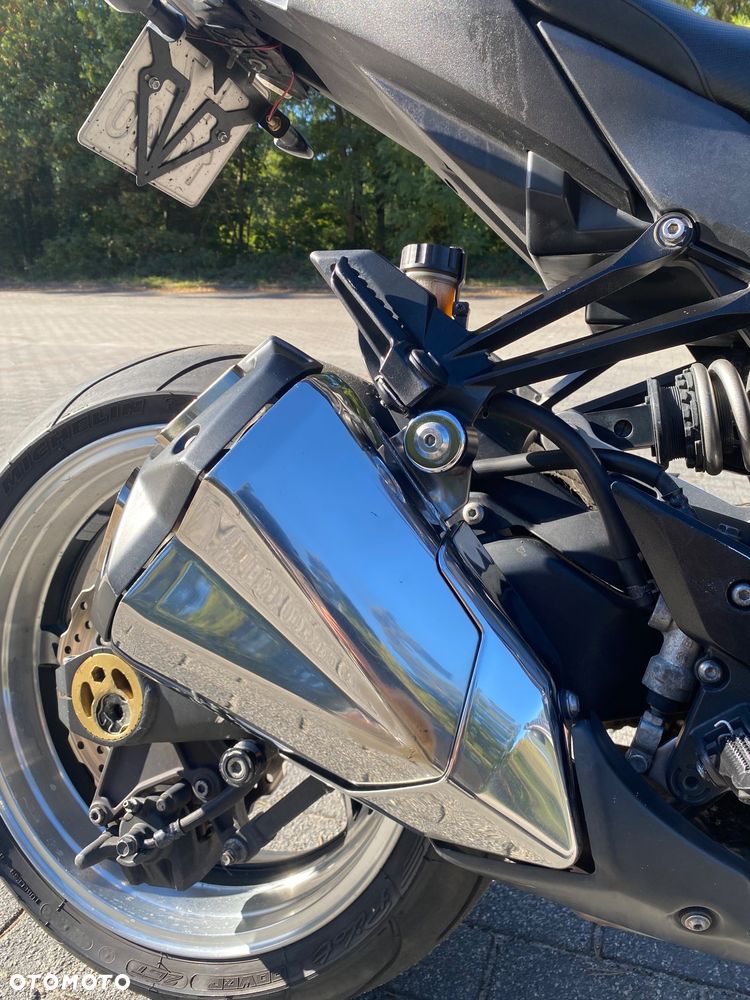Kawasaki Z 1000 - 18