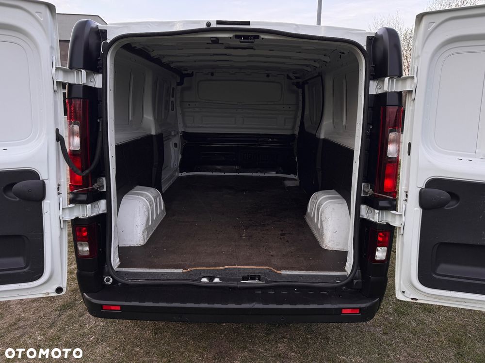 Renault Trafic - 10