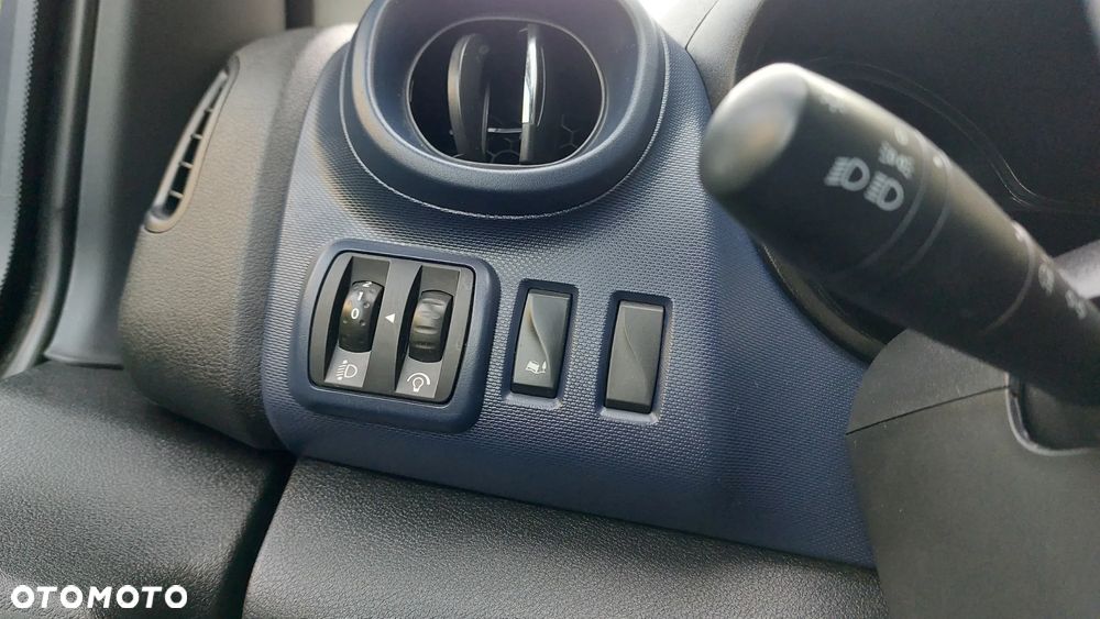 Opel Vivaro - 27