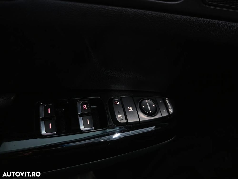 Kia Sportage 1.7 CRDI 2WD ISG Aut. GT Line - 25