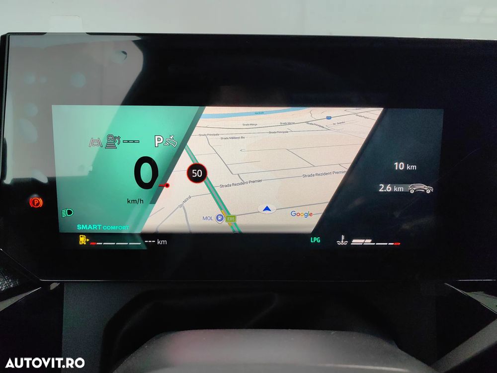Renault Clio VI TCe 115 EDC Techno - 12