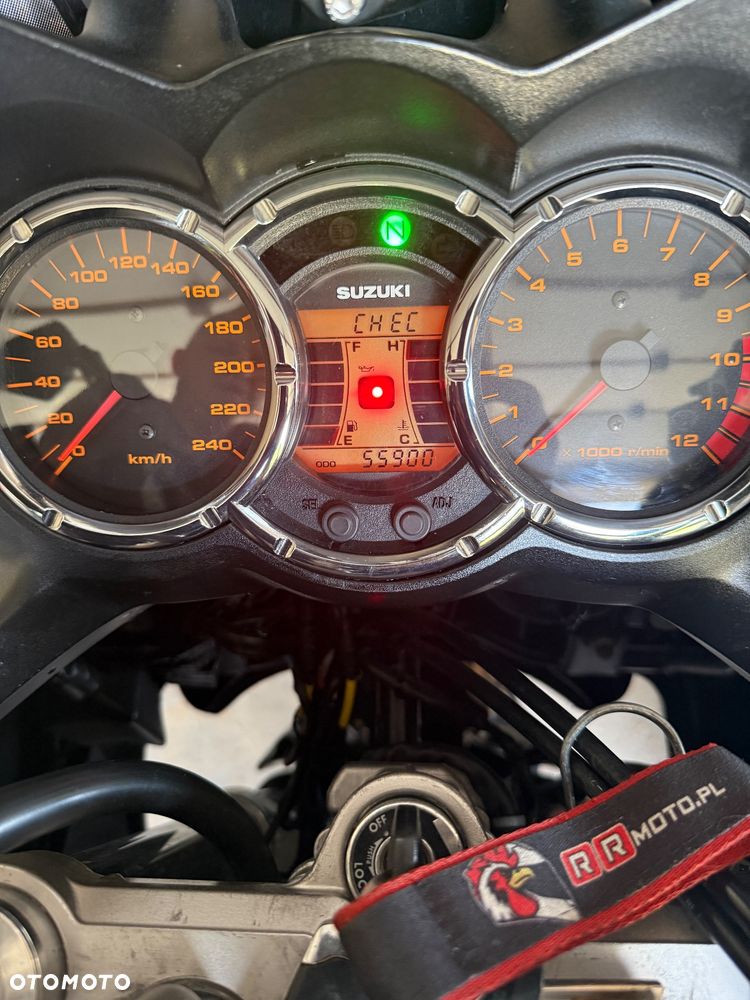 Suzuki V-STROM - 23