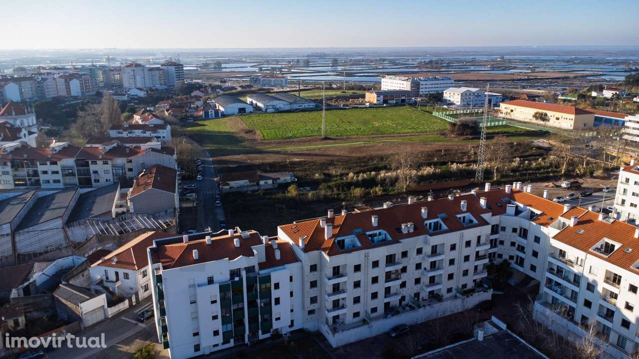 T3 nas Barrocas: O Equilíbrio Perfeito entre a Cidade, a Ria e o Confo - Grande imagem: 2/56