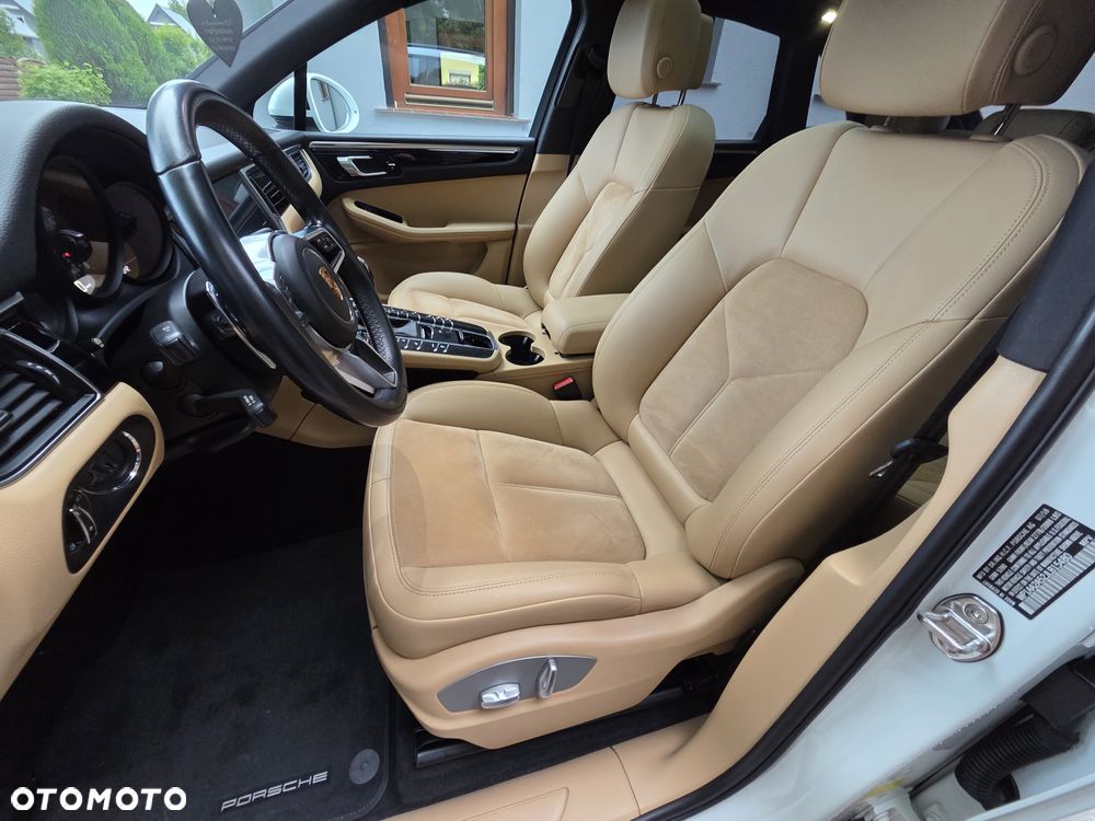 Porsche Macan Standard - 19