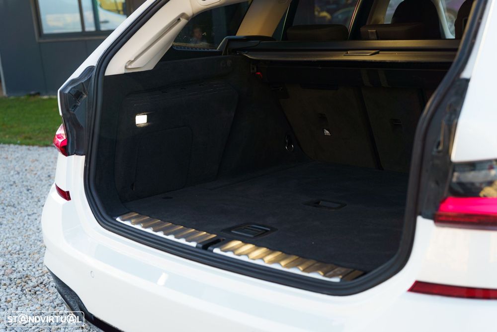 BMW 320 d Line Sport Shadow Auto - 11