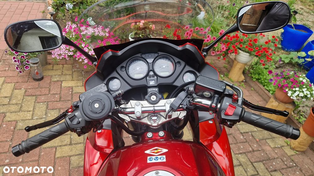 Honda CBF - 2