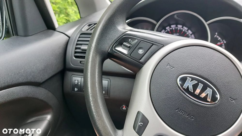 Kia Venga 1.4 L - 4
