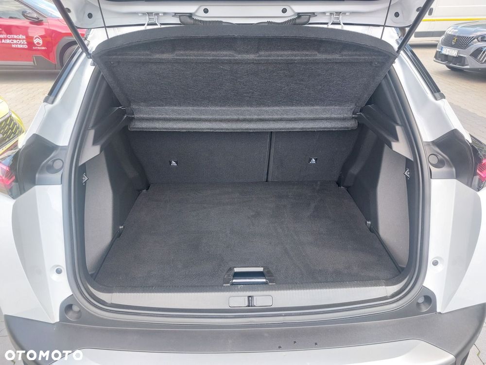 Peugeot 2008 - 9