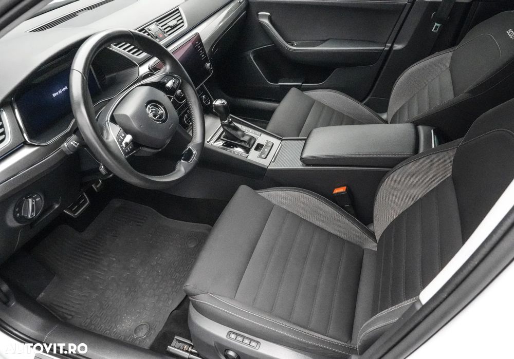 Skoda Superb 2.0 TSI 4X4 DSG Scout - 11