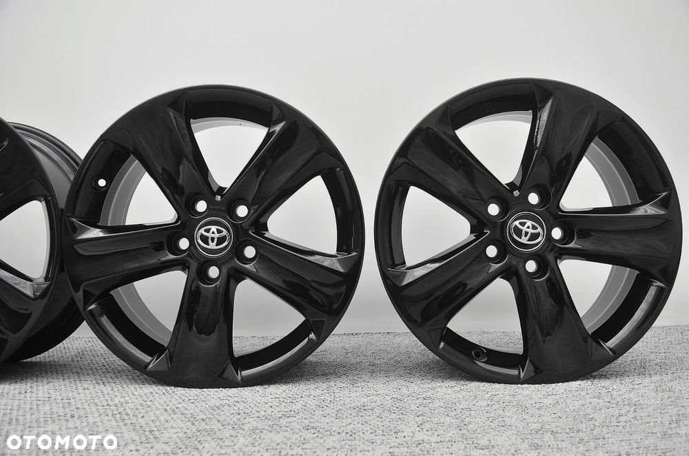 Felgi 7x17 5x114.3 Toyota Corolla Avensis Camry RAV4 C-HR Auris HighLander - 6
