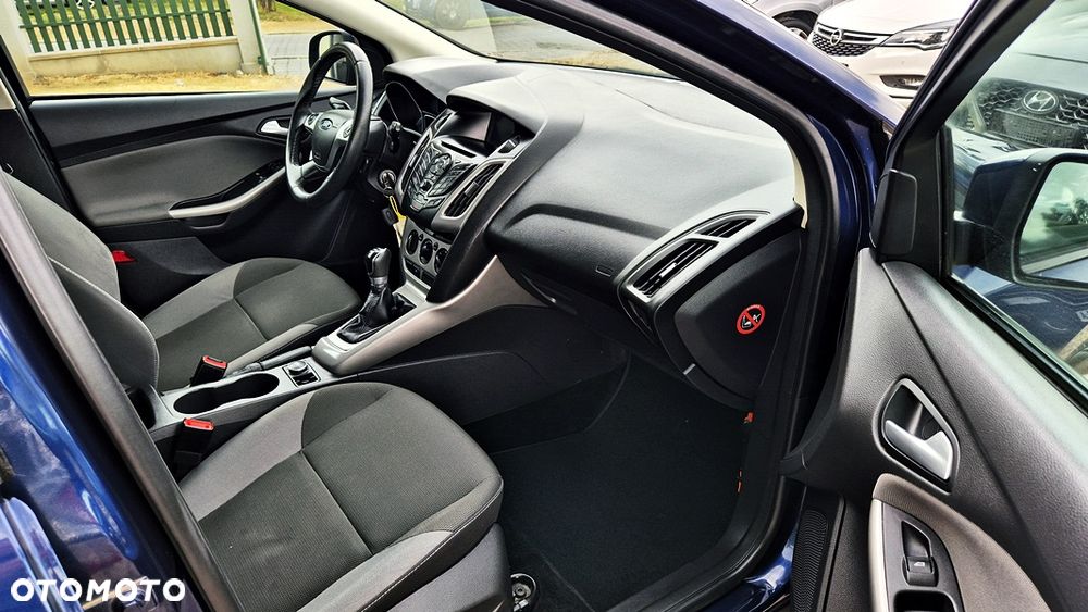 Ford Focus 1.6 Titanium - 37