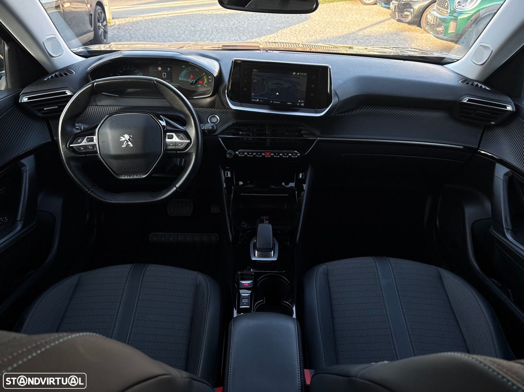 Peugeot e-2008 50 kWh Allure Pack - 9