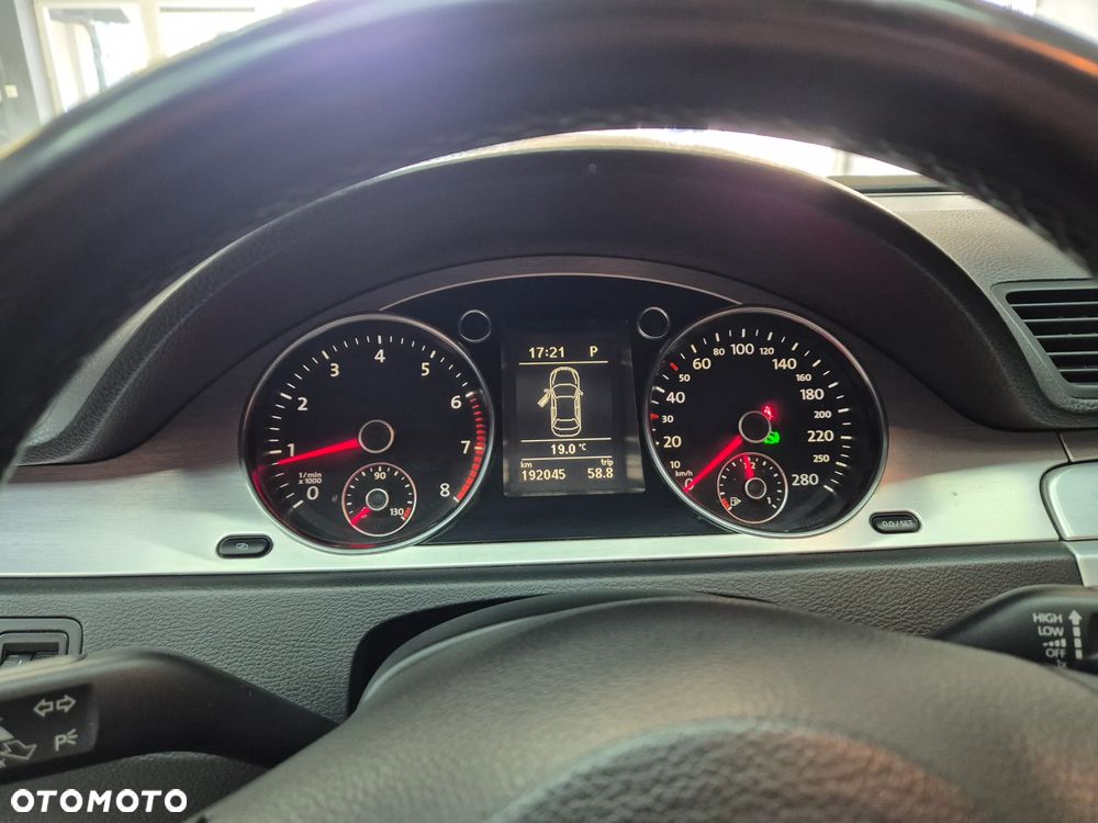 Volkswagen Passat CC 1.8 TSI DSG - 8