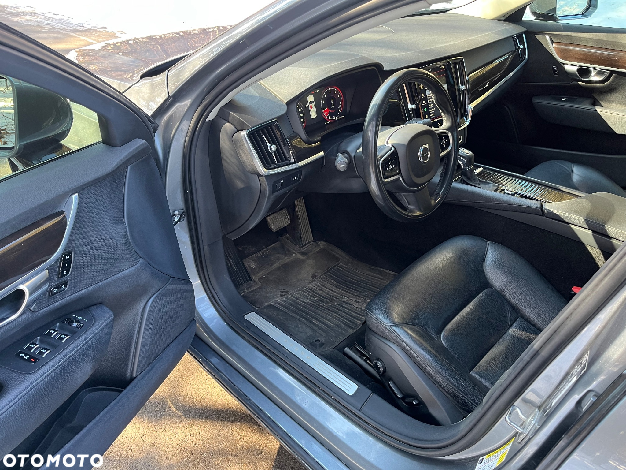 Volvo S90 T5 Geartronic Momentum - 18