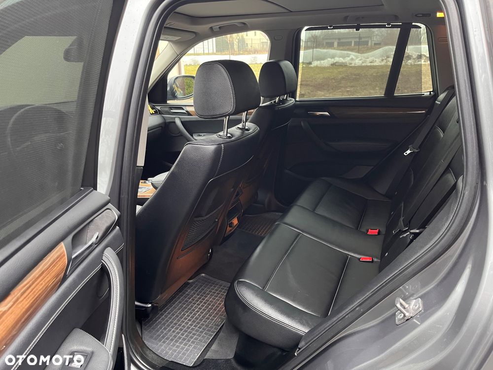 BMW X3 xDrive28i - 13