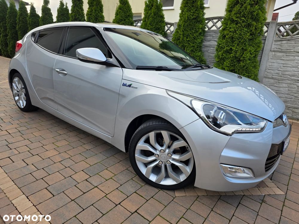 Hyundai Veloster - 14