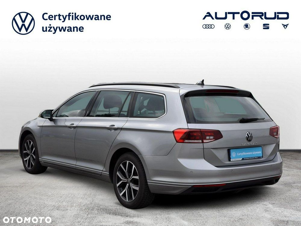 Volkswagen Passat - 5