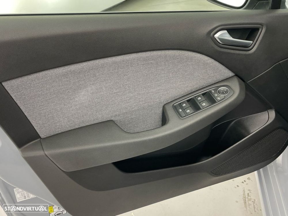 Renault Clio 1.0 TCe Techno - 17