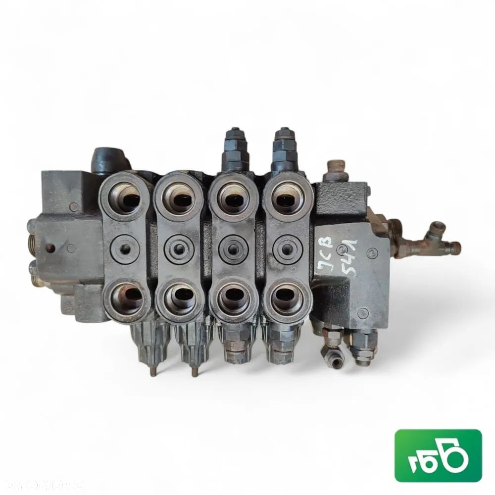 Rozdzielacz hydrauliczny 08101197 Rexroth JCB 541 - 70 - 2
