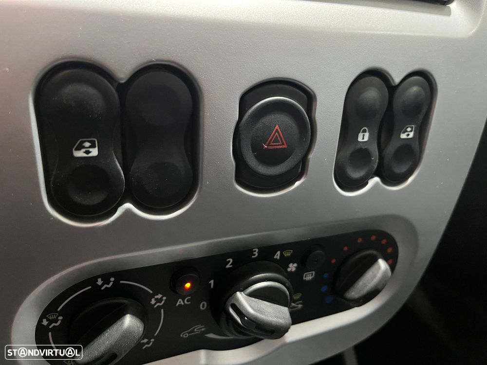 Dacia Sandero 1.2 16V Confort Bi-Fuel - 16