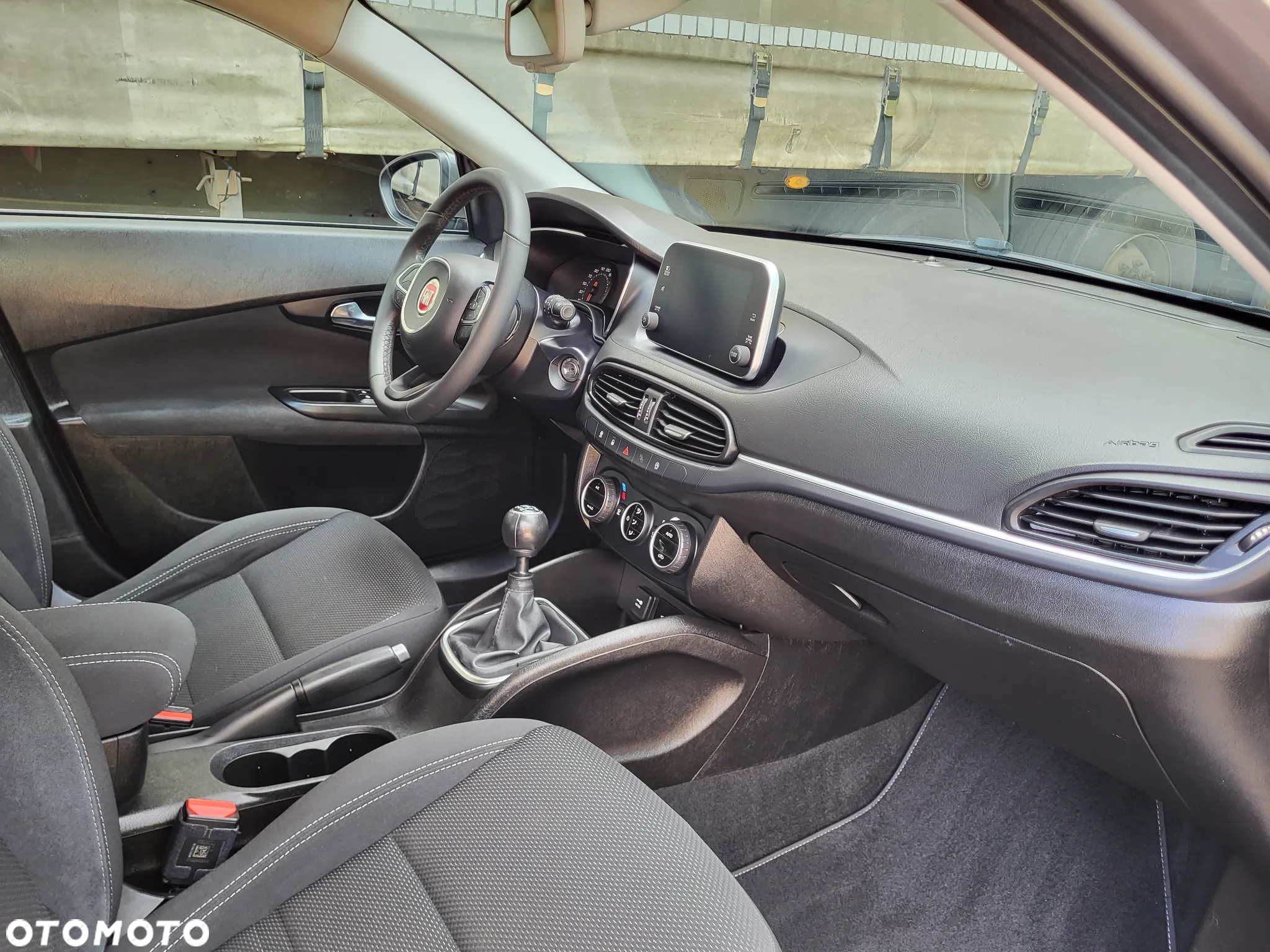 Fiat Tipo 1.4 T-Jet 16v Lounge - 31