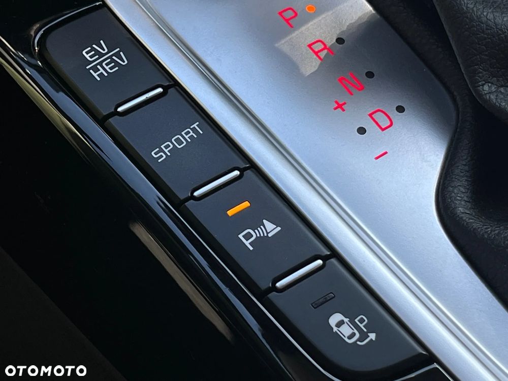 Kia XCeed 1.6 GDI DCT6 OPF Platinum Edition - 25