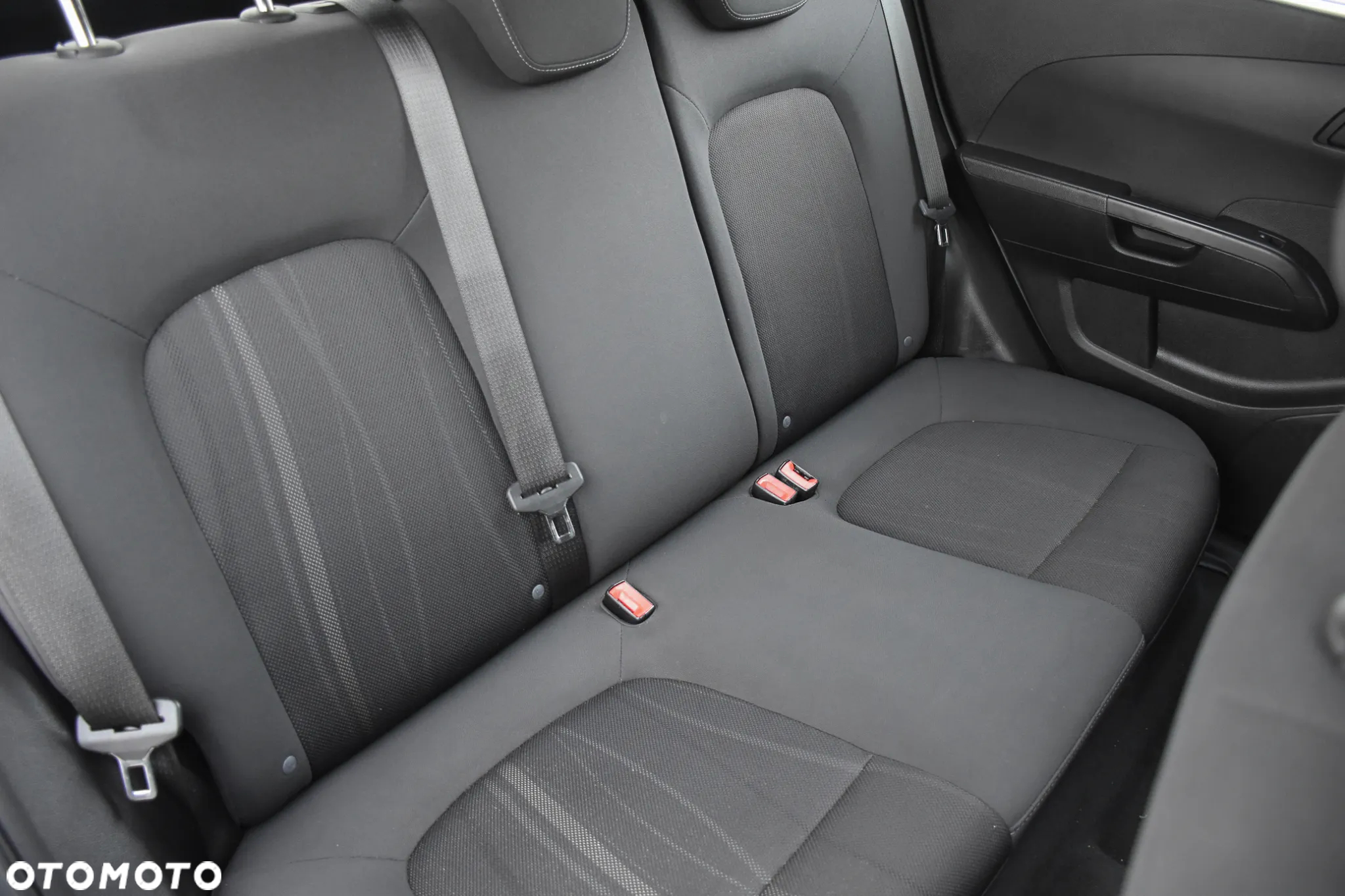 Chevrolet Aveo 1.4 16V LS Design+ - 33