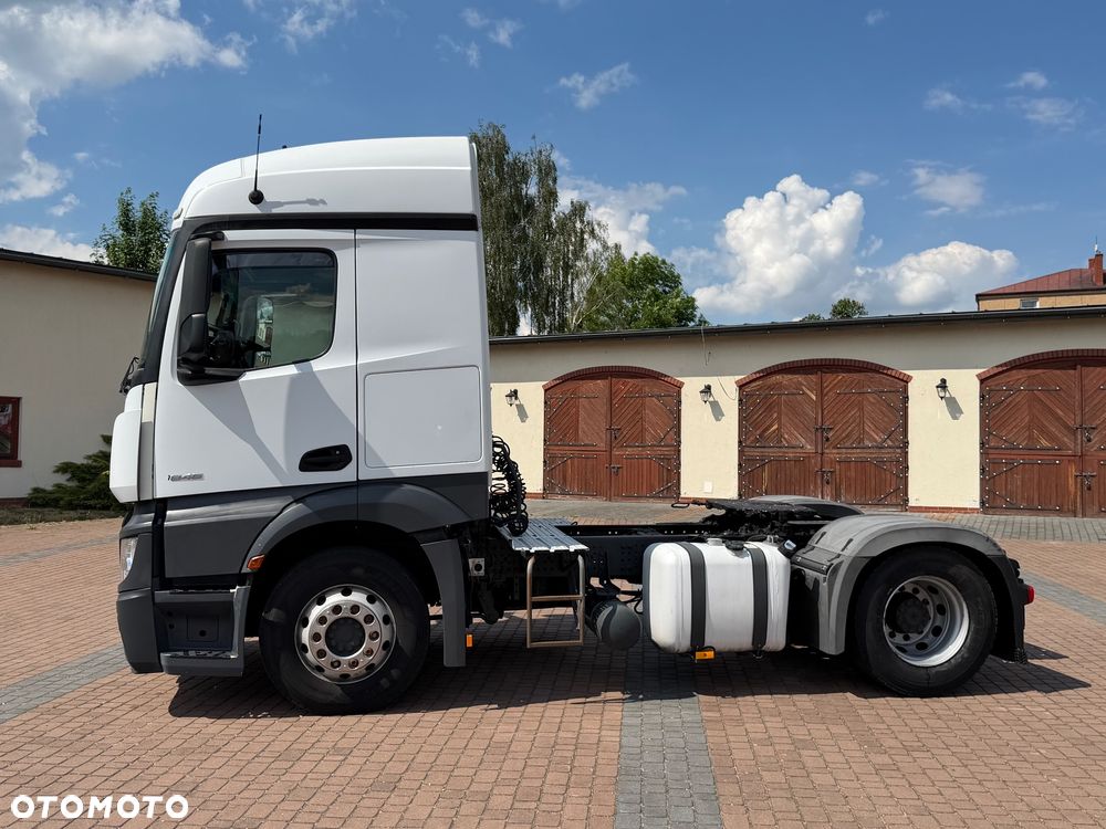 Mercedes-Benz Actros - 14