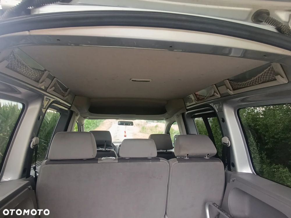 Volkswagen Caddy Life - 8
